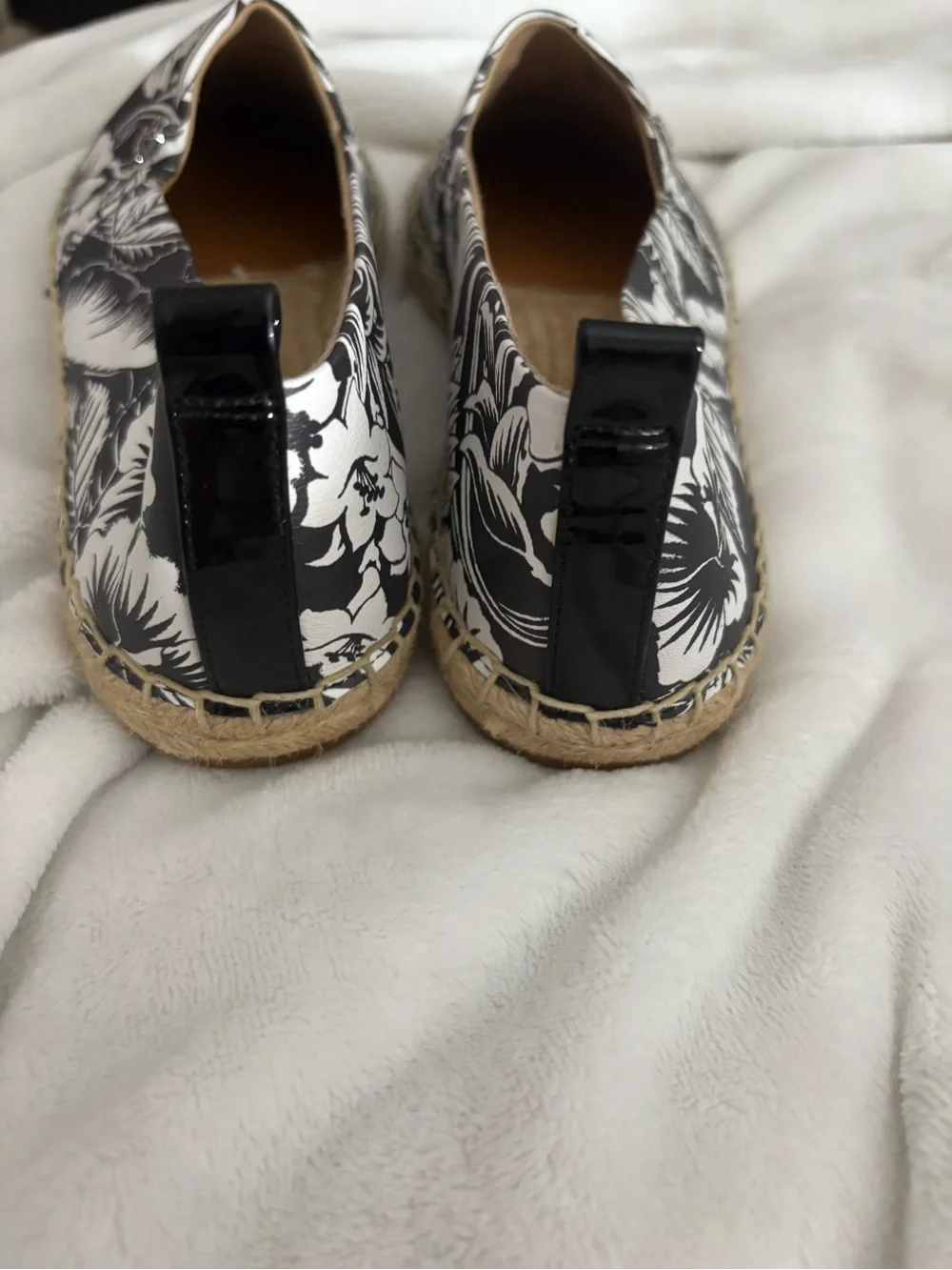Lauren Ralph Lauren Black & White Floral Espadrille Flats